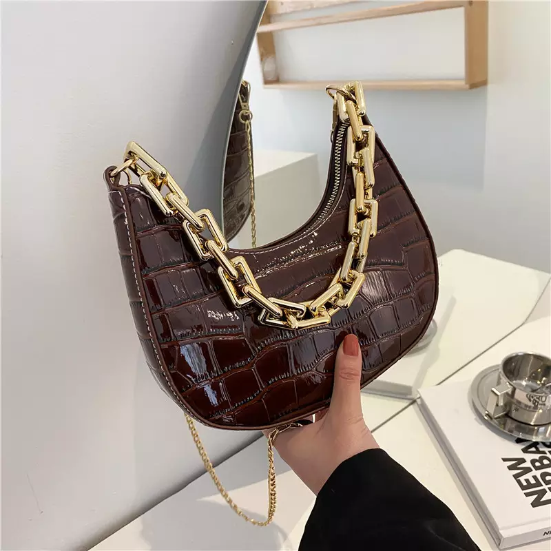 Ladies Crossbody Chain Bag